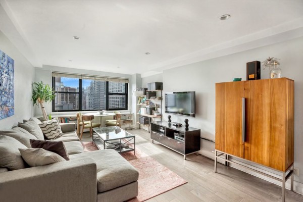 What $800,000 buys in NYC right now